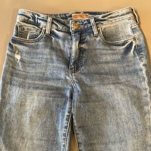 Kut jeans, Kelsey high rise fab AB Ankle flare.  Size 2.